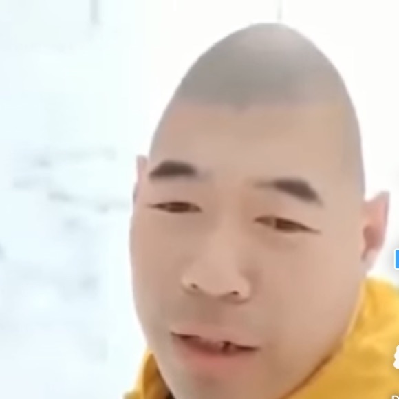 Meet your Posher, David - Picture 1 of 1